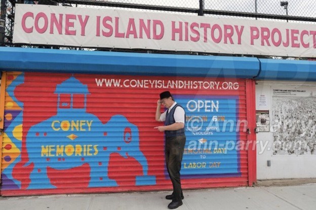 2013 Coney Island History Day, New York, USA